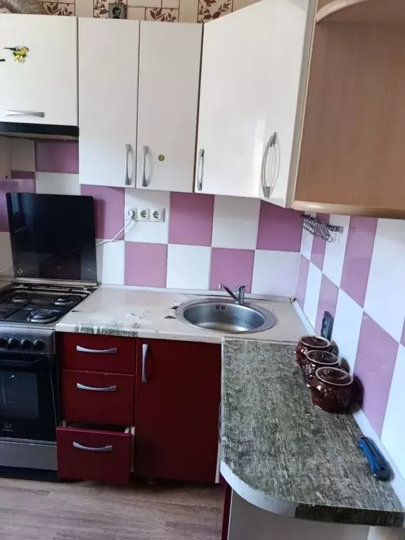 2-к кв. Омская область, Омск ул. Труда, 5 (48.0 м) - Фото 2