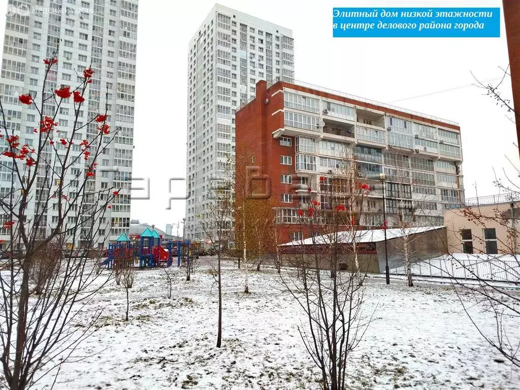 4-комнатная квартира: Красноярск, микрорайон Взлётка, улица Батурина, ... - Фото 1