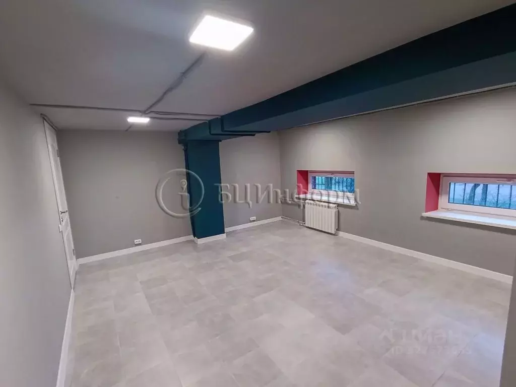 Помещение свободного назначения в Санкт-Петербург Народная ул., 87 (15 ... - Фото 1