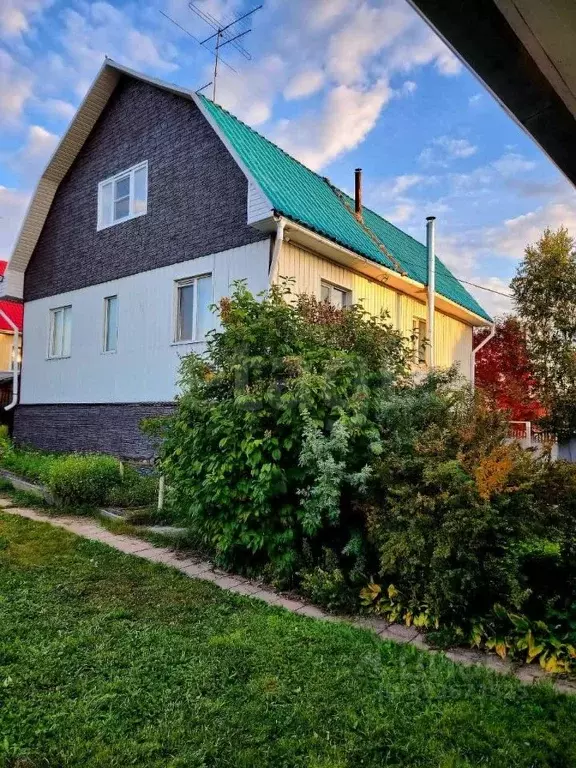 Дом в Красноярский край, Красноярск городской округ, пос. Минино ул. ... - Фото 1