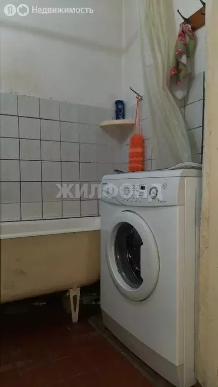 3-комнатная квартира: Новосибирск, Планировочная улица, 58 (65.8 м) - Фото 0