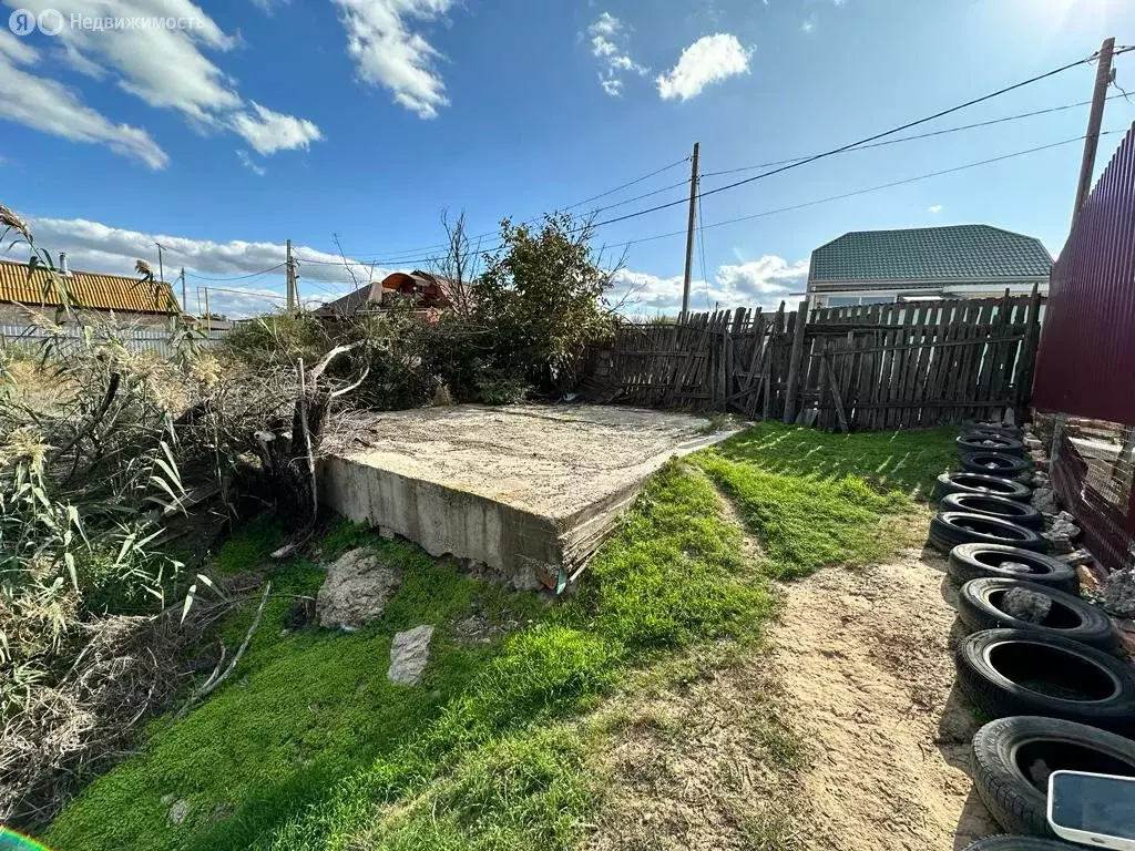 Участок в Астрахань, СНТ Кировец-5 (7 м) - Фото 0