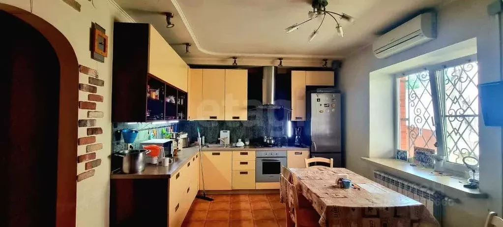 Дом в Краснодарский край, Новороссийск ул. Дзержинского, 140А (247 м) - Фото 0