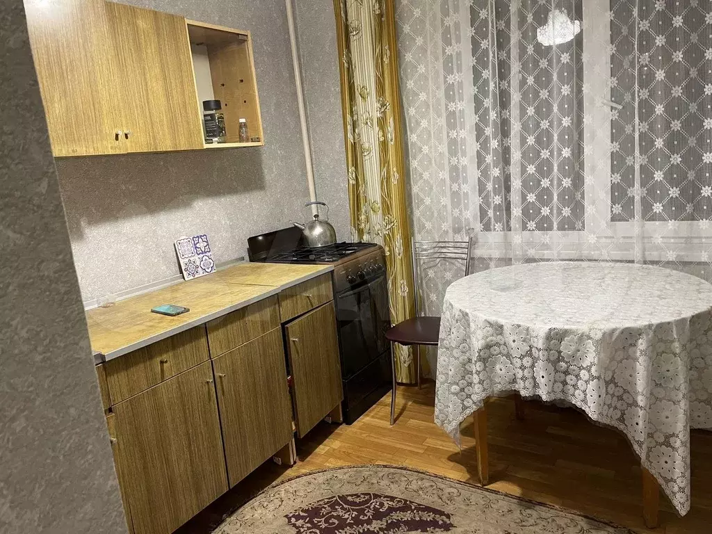 1-к. квартира, 42 м, 4/9 эт. - Фото 1