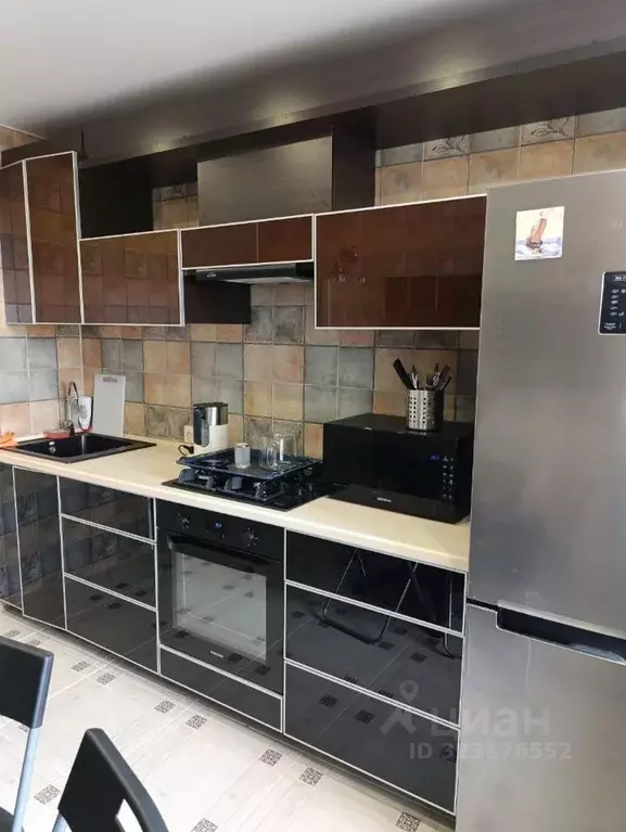 3-к кв. Ивановская область, Кинешма Красноветкинская ул., 21А (73.4 м) - Фото 2