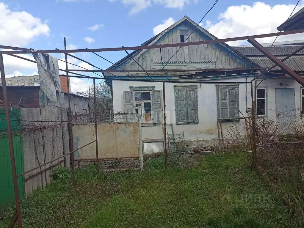 Дом в Адыгея, Майкоп Пионерская ул. (200 м) - Фото 0