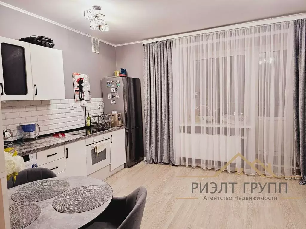 Студия Татарстан, Казань ул. Рауиса Гареева, 94 (29.3 м) - Фото 1