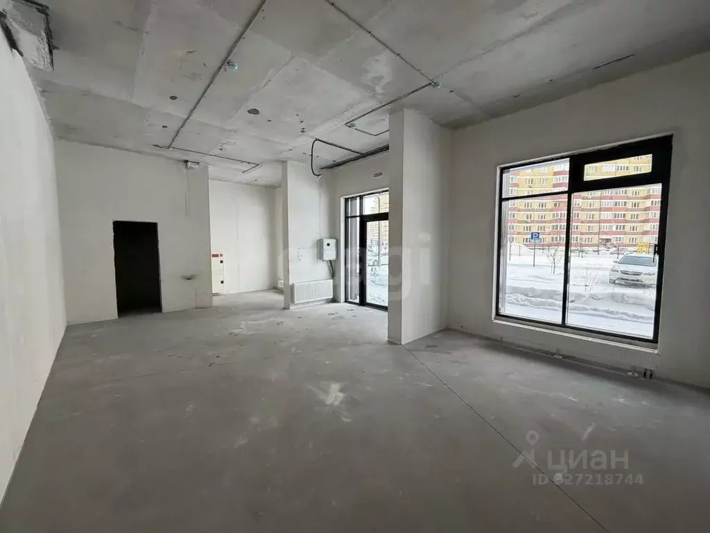 Помещение свободного назначения в Тюменская область, Тюмень ул. ... - Фото 1