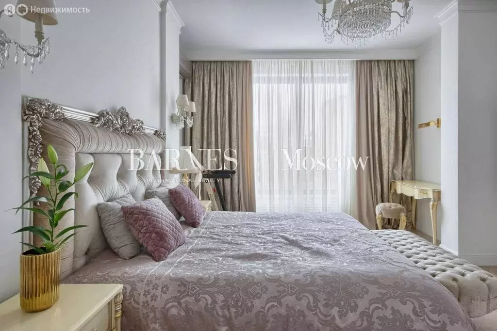 3-комнатная квартира: Санкт-Петербург, Спортивная улица, 2 (100 м) - Фото 1