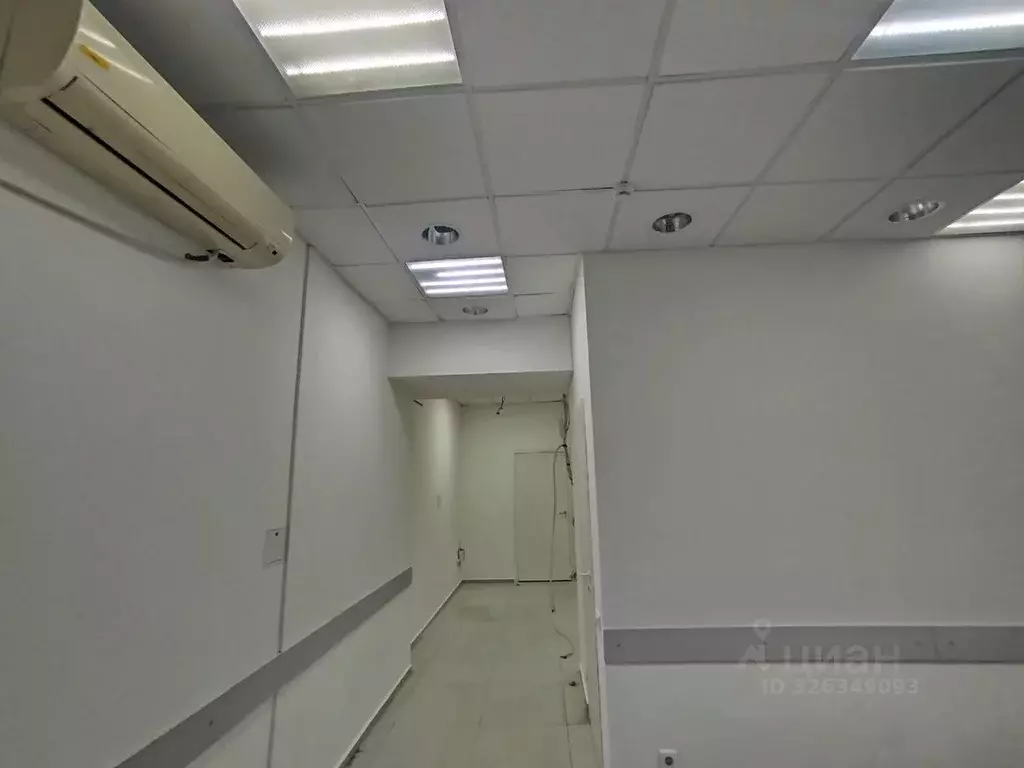 Торговая площадь в Ростовская область, Шахты просп. Победа Революции, ... - Фото 1