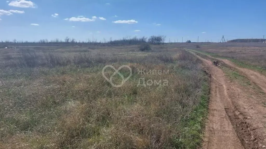 Участок в Волгоградская область, Волгоград Верхнезареченский пгт, ул. ... - Фото 0