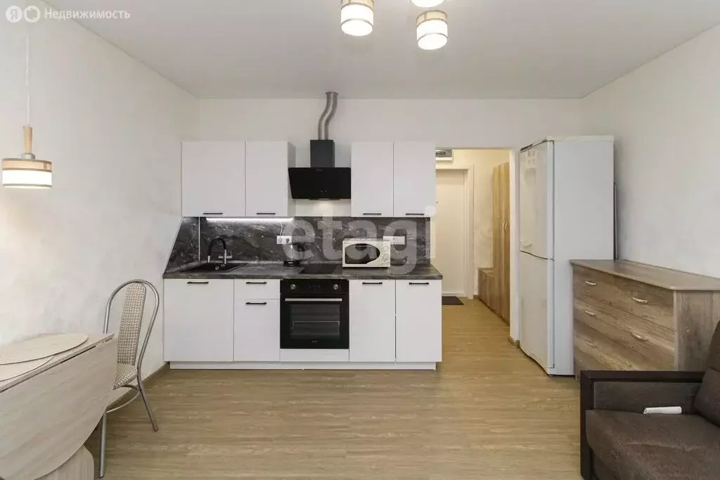 Квартира-студия: Тюмень, Полевая улица, 117к4 (23 м) - Фото 1