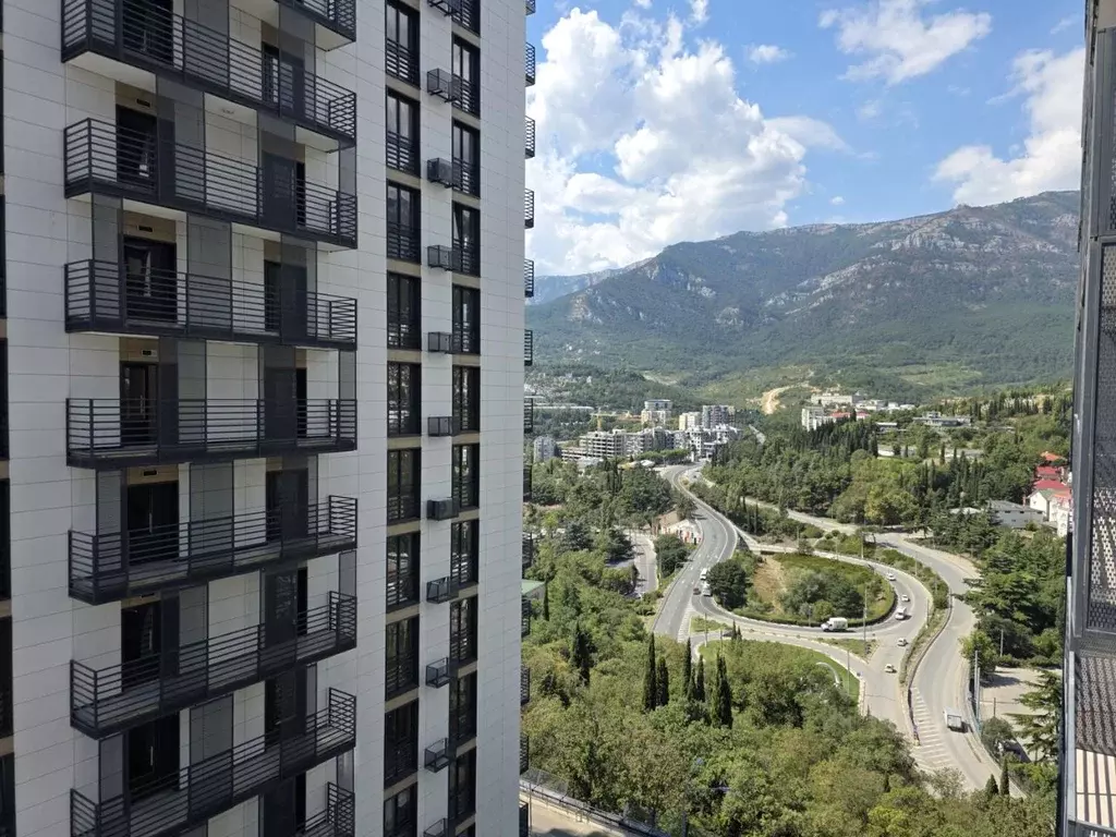 3-к кв. Крым, Ялта проезд Бакунинский, 13 (93.17 м) - Фото 1
