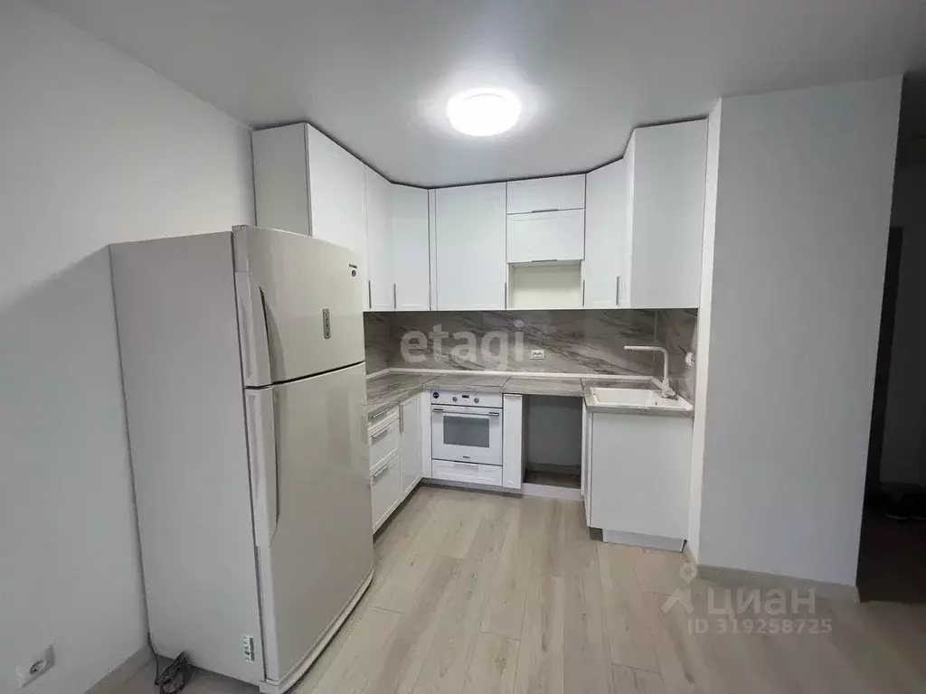 1-к кв. Тюменская область, Тюмень Харьковская ул., 72Б (40.0 м) - Фото 0