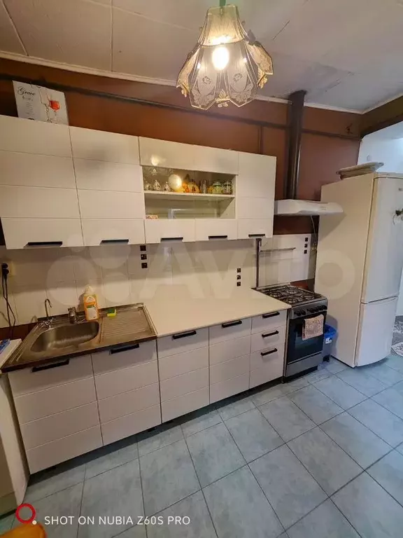 Комната 54 м в 3-к., 1/1 эт. - Фото 0