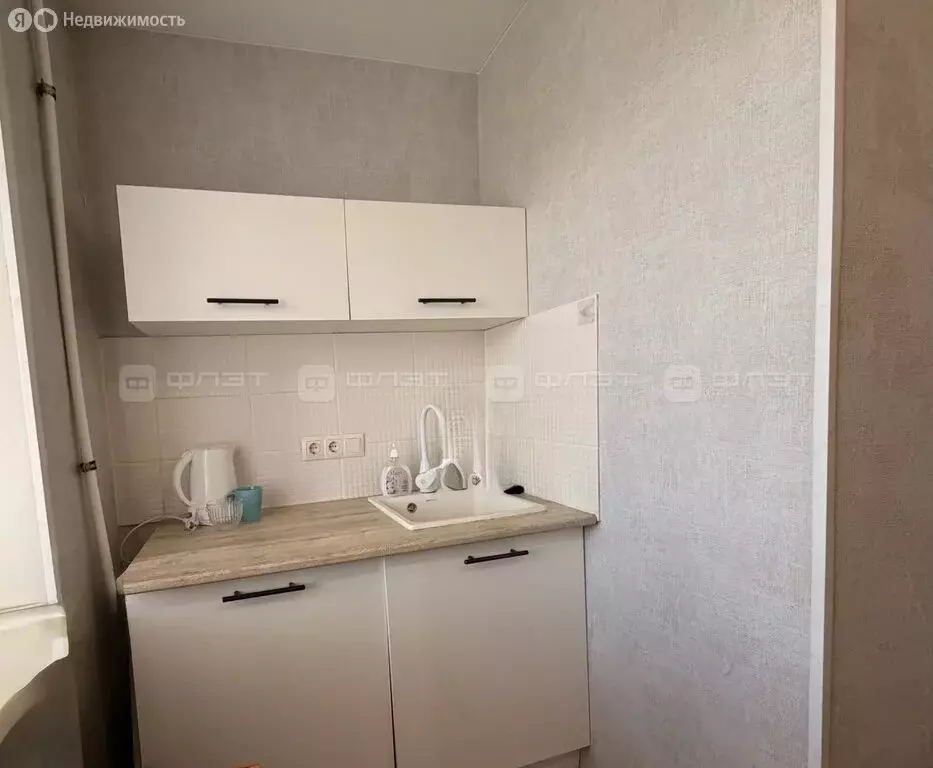 1-комнатная квартира: Казань, улица Короленко, 52А (11.4 м) - Фото 2