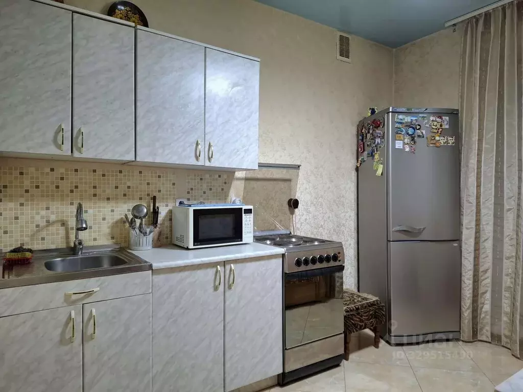 1-к кв. Кировская область, Киров ул. МОПРА, 110 (42.0 м) - Фото 2