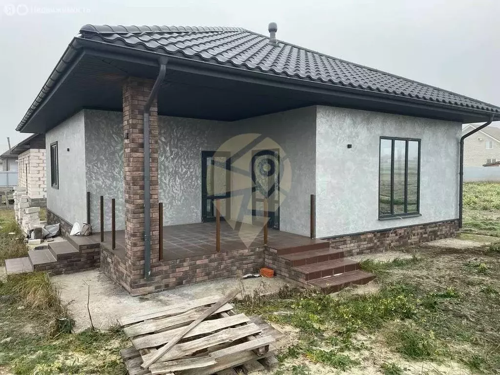 Дом в Старый Оскол, улица Эдуарда Григорьева (77.9 м) - Фото 2