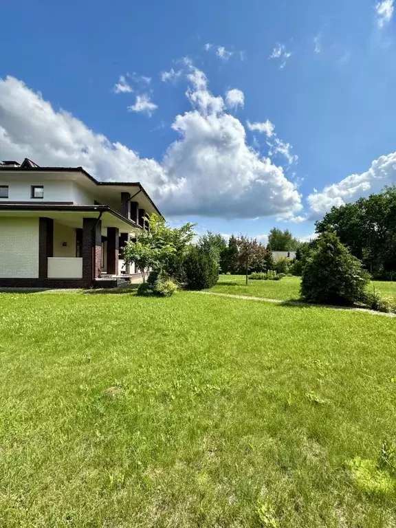 Дом в Москва д. Каменка, проезд 3-й Парковый, 4 (379 м) - Фото 1