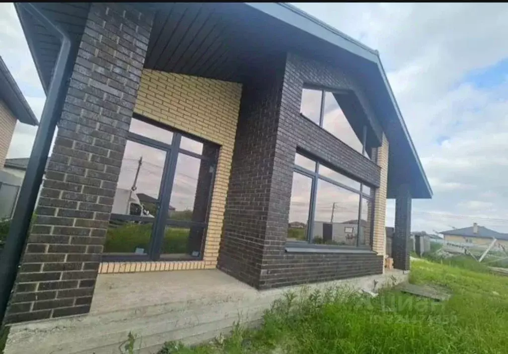 Дом в Ставропольский край, Шпаковский муниципальный округ, с. Татарка ... - Фото 1