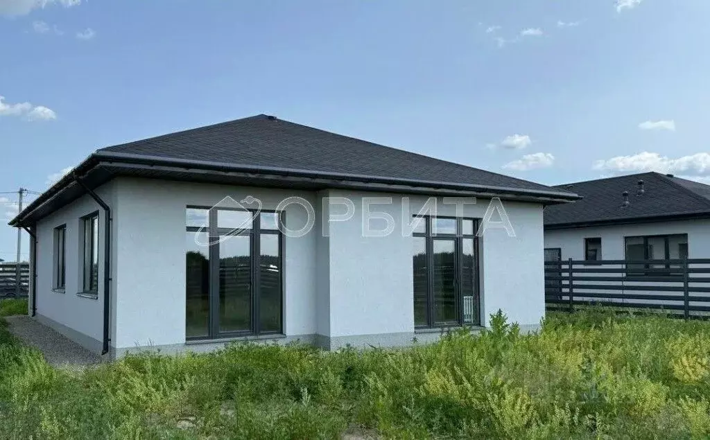 Дом в Тюменская область, Тюменский муниципальный округ, с. Успенка ул. ... - Фото 1