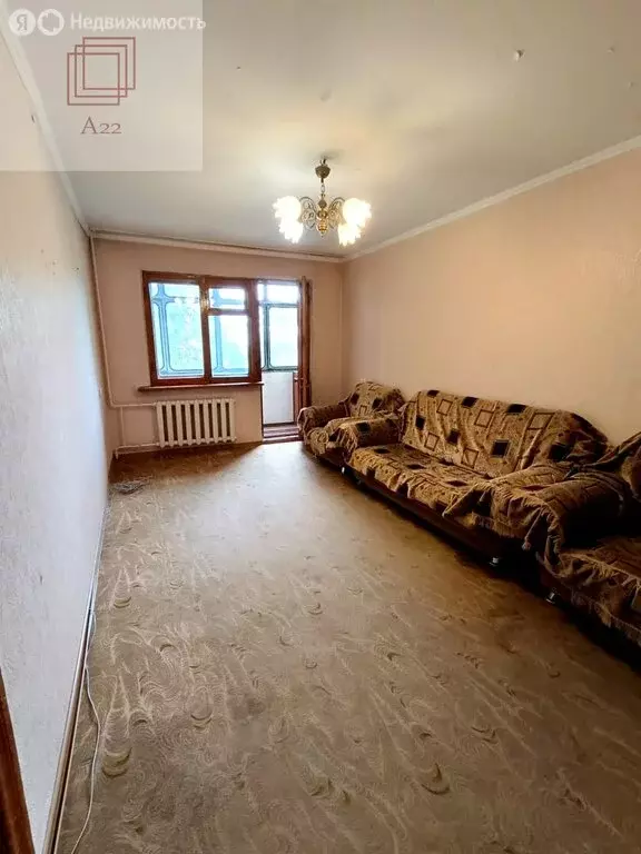 3-комнатная квартира: Барнаул, улица Энтузиастов, 25 (62 м) - Фото 1