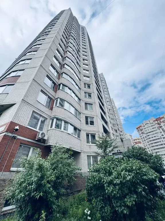 1-к. квартира, 42 м, 7/17 эт. - Фото 0