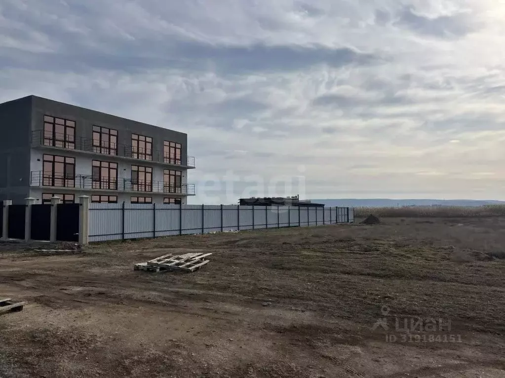 Участок в Крым, Феодосия ул. Станичная (9.2 сот.) - Фото 0