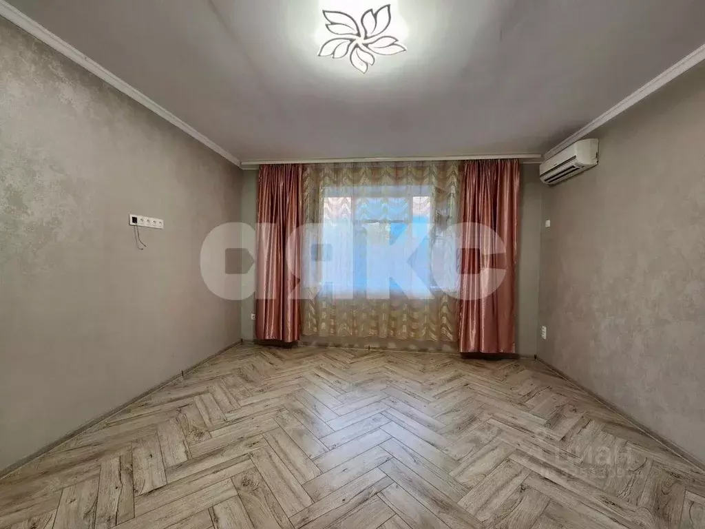 1-к кв. Краснодарский край, Горячий Ключ ул. Щорса, 17Б (36.4 м) - Фото 1