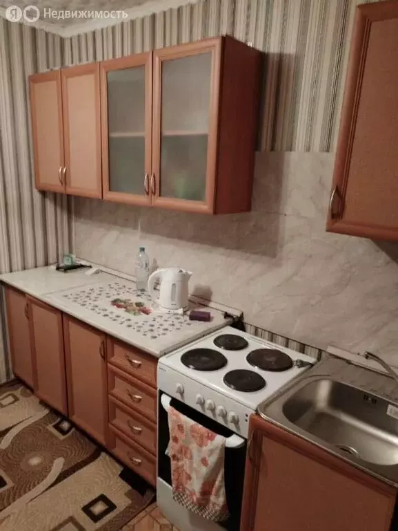 2-комнатная квартира: Губкин, улица Фрунзе, 12Б (34 м) - Фото 1