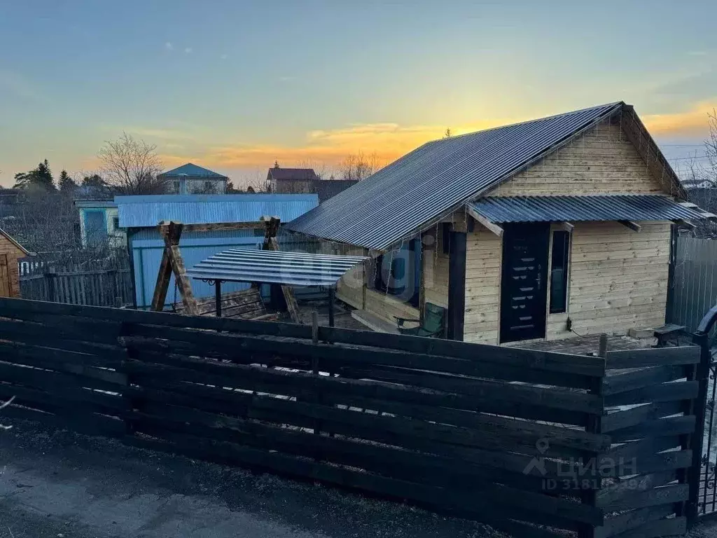 Дом в Омская область, Омск Строитель СНТ, 555 (30 м) - Фото 1