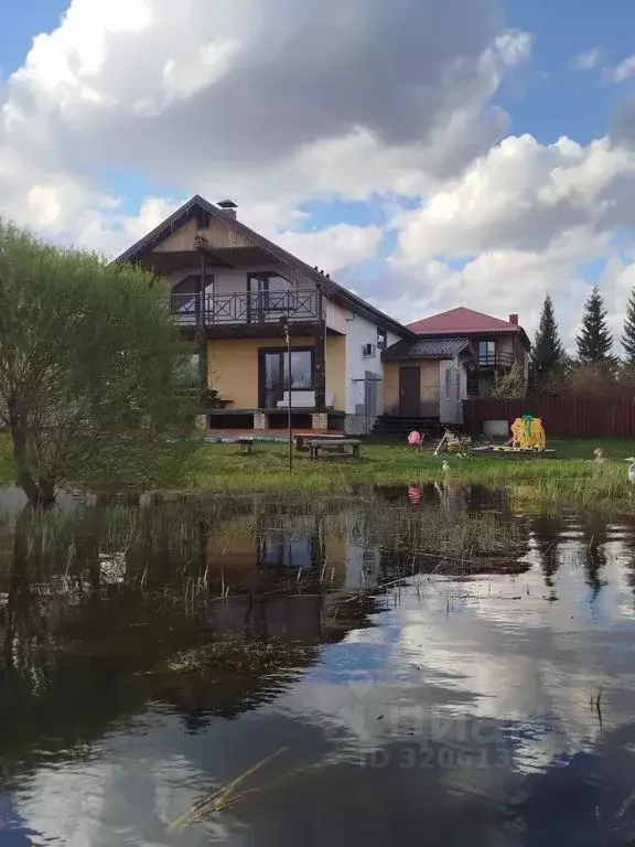 Дом в Челябинская область, Сосновский муниципальный округ, с. ... - Фото 1