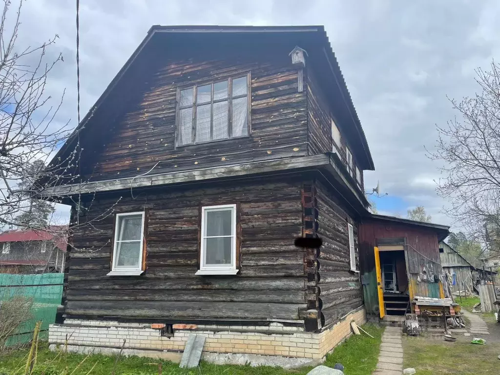 Дом в Ленинградская область, Гатчинский район, Вырица городской ... - Фото 0