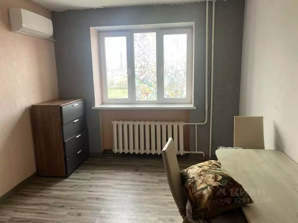 Комната Волгоградская область, Волгоград ул. Жолудева, 12 (16.8 м) - Фото 1