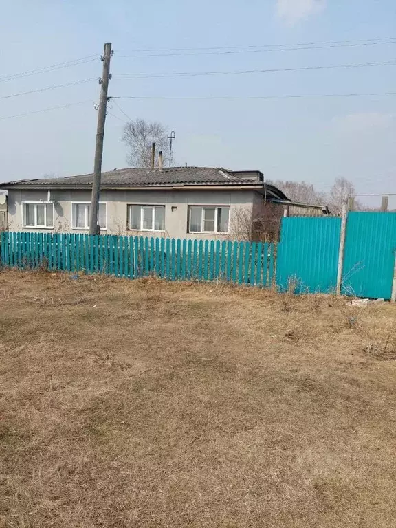 Дом в Омская область, Саргатский район, с. Хохлово Новая ул. (68 м) - Фото 0