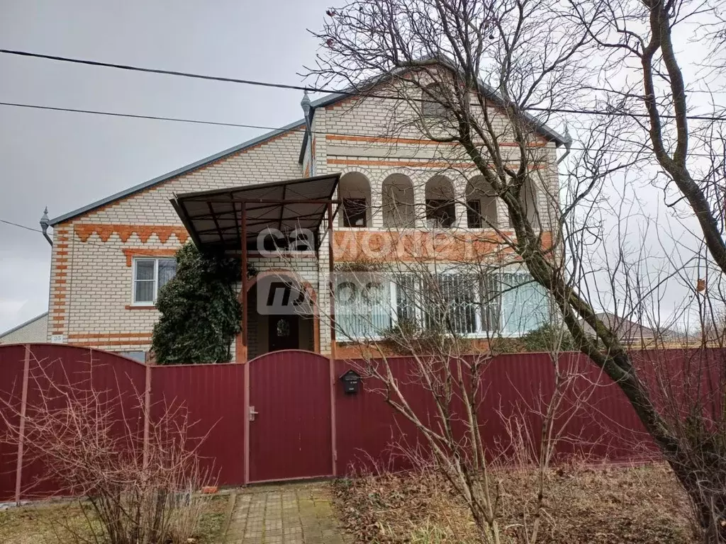 Дом в Краснодарский край, Приморско-Ахтарск Байкальская ул. (240 м) - Фото 1