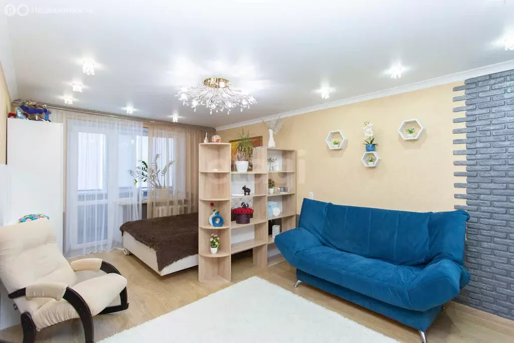 2-комнатная квартира: Тобольск, 7-й микрорайон, 46 (69.7 м) - Фото 2