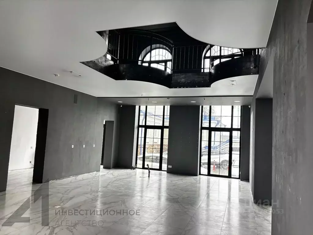 Офис в Тюменская область, Тюмень ул. Челюскинцев, 1/1 (290 м) - Фото 1