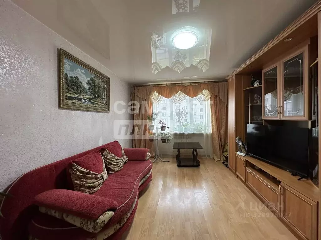 2-к кв. Ярославская область, Углич ул. Луначарского, 6А (49.5 м) - Фото 1
