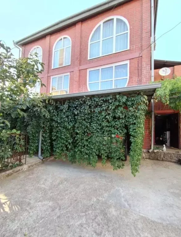 Дом в Краснодарский край, Туапсинский муниципальный округ, с. Агой, ... - Фото 1