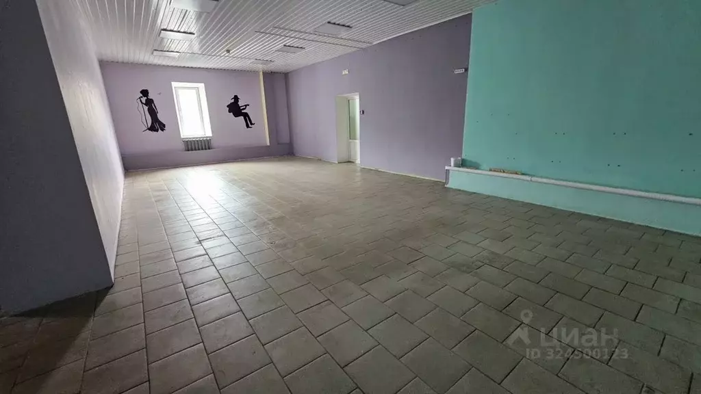 Помещение свободного назначения в Ленинградская область, Лодейное поле ... - Фото 1