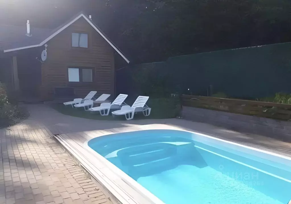 Дом в Калининградская область, Ладушкинский городской округ, пос. ... - Фото 2