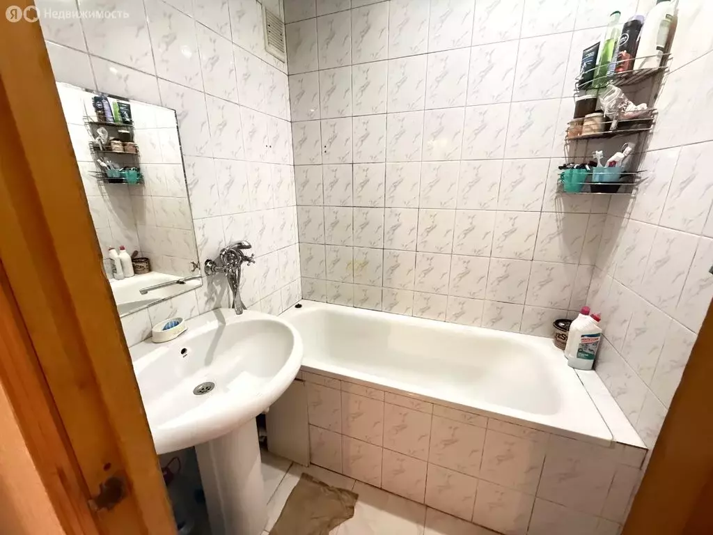 4-комнатная квартира: Махачкала, проспект Али-Гаджи Акушинского, 297А ... - Фото 1