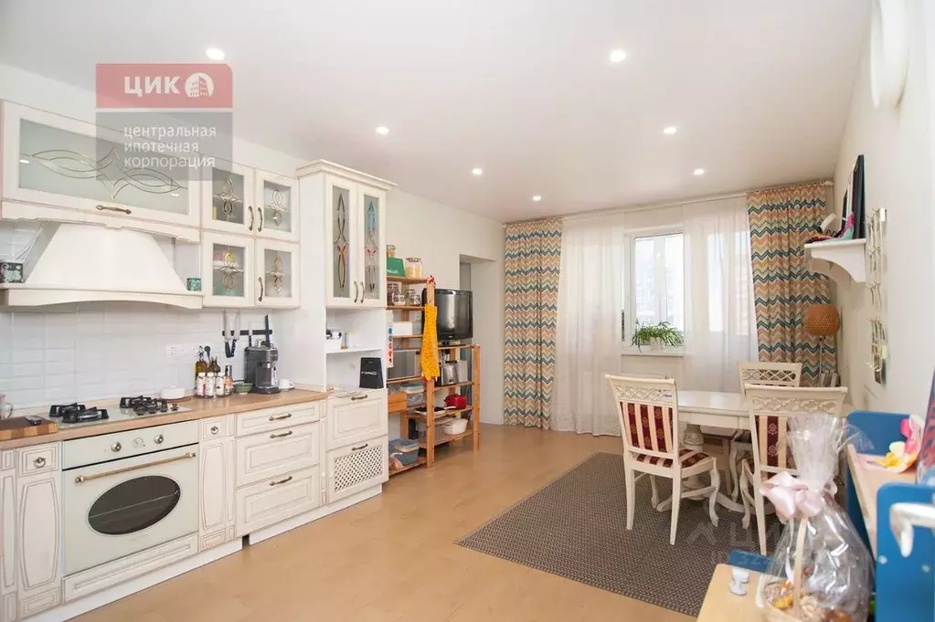 3-к кв. Рязанская область, Рязань ул. Чапаева, 56 (115.7 м) - Фото 1