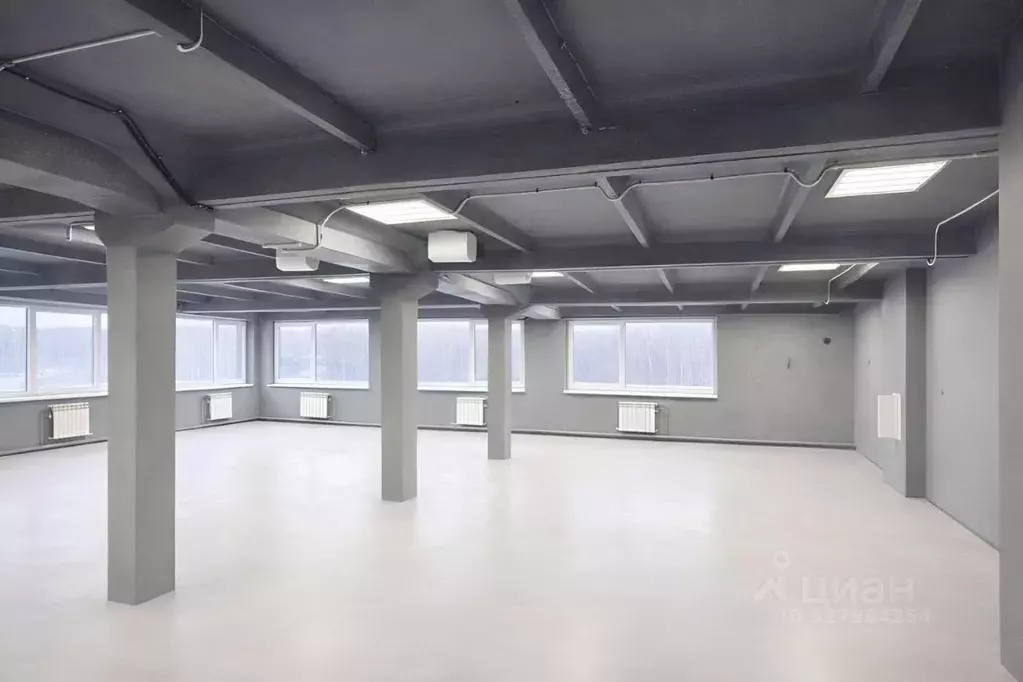 Помещение свободного назначения в Москва Никулинская ул., 11к4 (130 м) - Фото 1