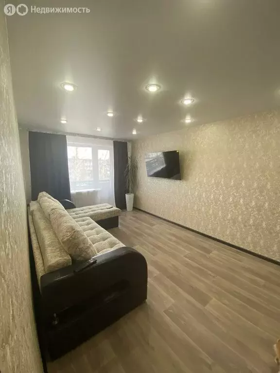 2-комнатная квартира: Усть-Илимск, Братское шоссе, 11 (44 м) - Фото 1