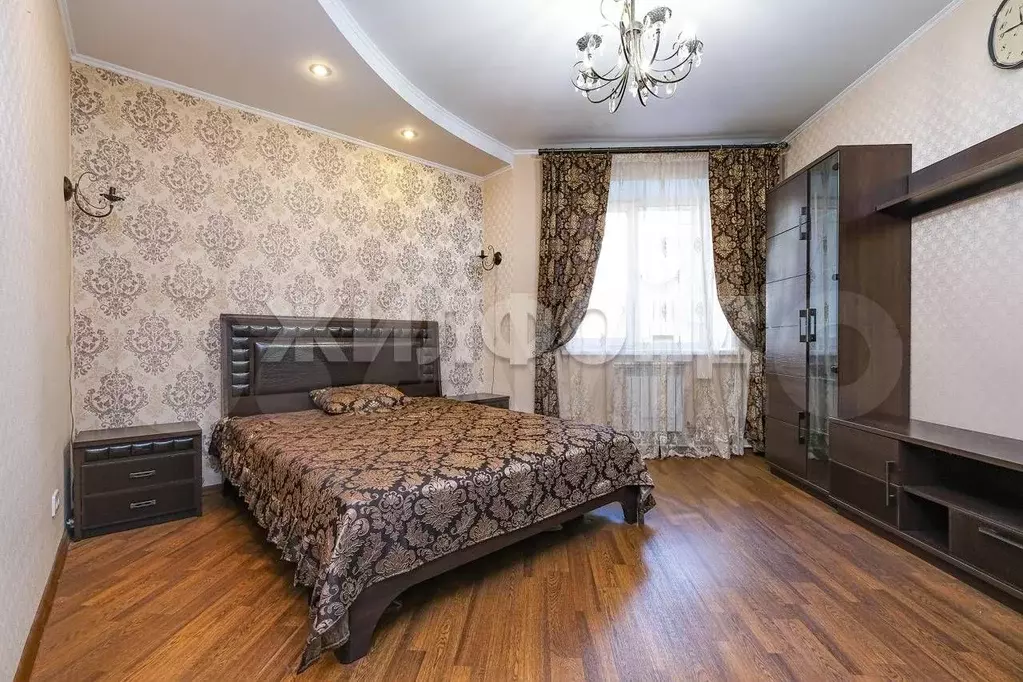 3-к. квартира, 107,6 м, 1/9 эт. - Фото 1
