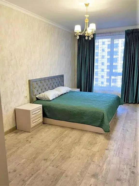 2-к кв. Кабардино-Балкария, Нальчик ул. Тлостанова, 32 (70.0 м) - Фото 0