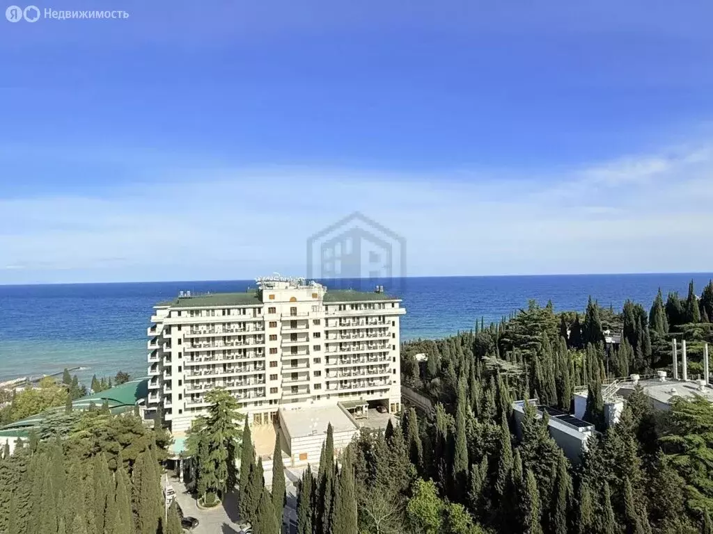 3-комнатная квартира: Алушта, Краснофлотская улица, 1к9 (250 м) - Фото 2