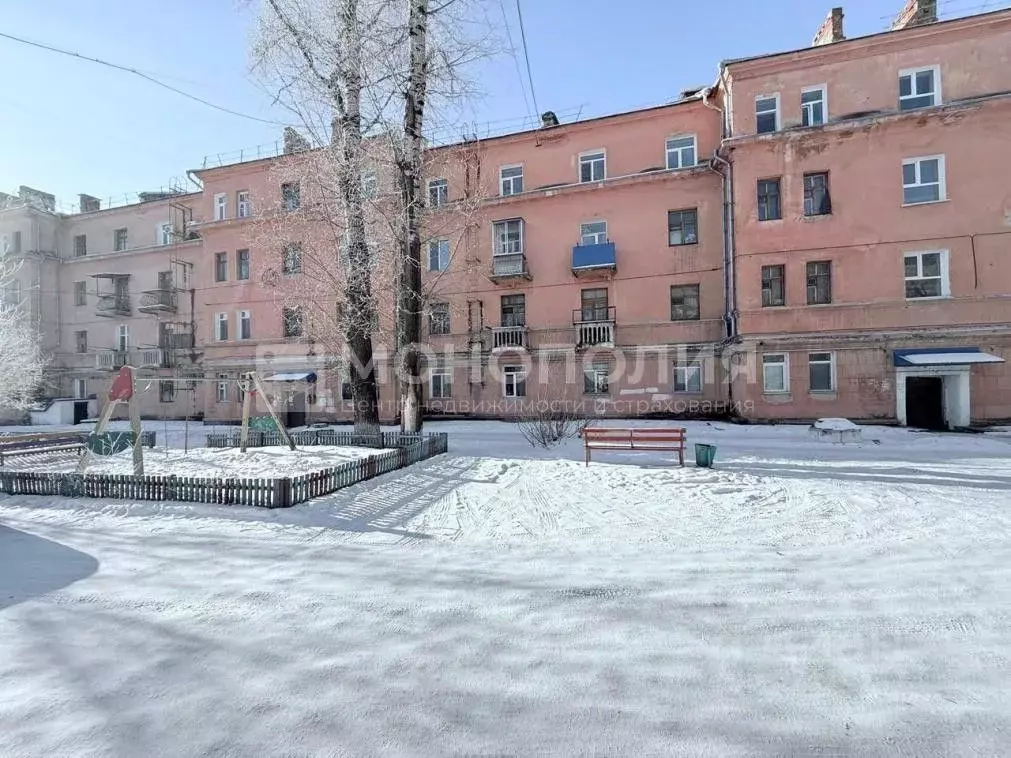 3-к кв. Амурская область, Белогорск Авиационная ул., 11 (70.4 м) - Фото 1